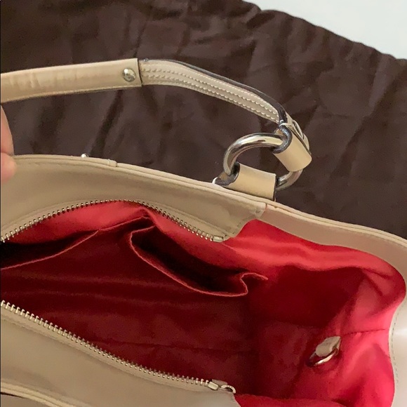 Cream Coach - Picture 6 of 6